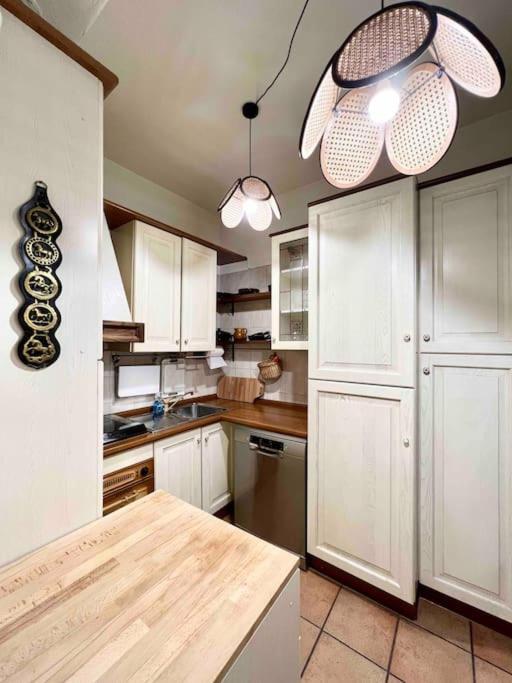 City Center 2 Bedroom Apt ベルガモ エクステリア 写真